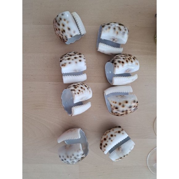 Sets of 4 Real Natural & 4 Star Seashell Tiger Leopard Cowrie Shell Napkin Rings - Picture 8 of 9